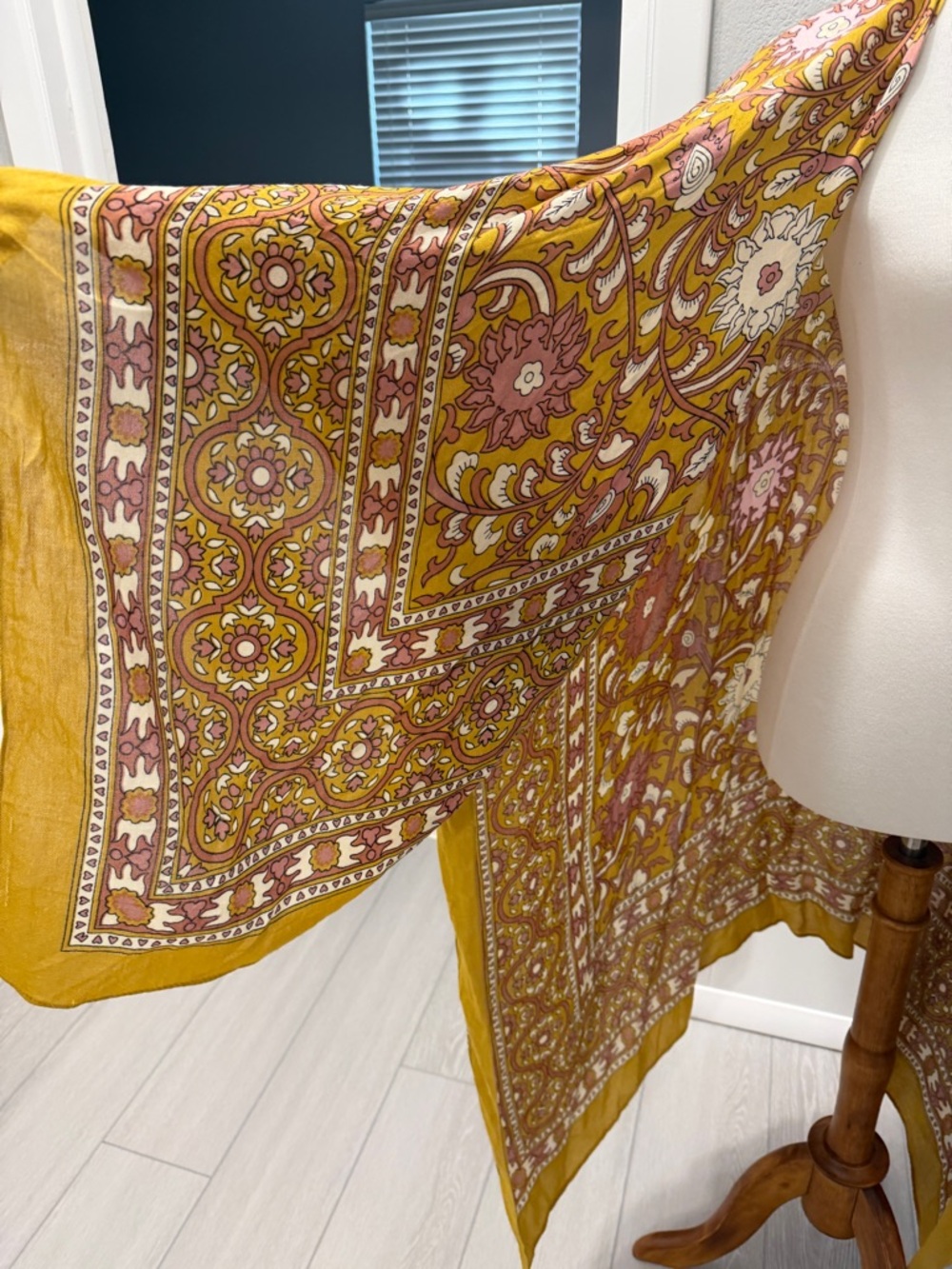Free People Magic Dance Printed Paisley Mustard Kimono Duster - Picture 3 of 5